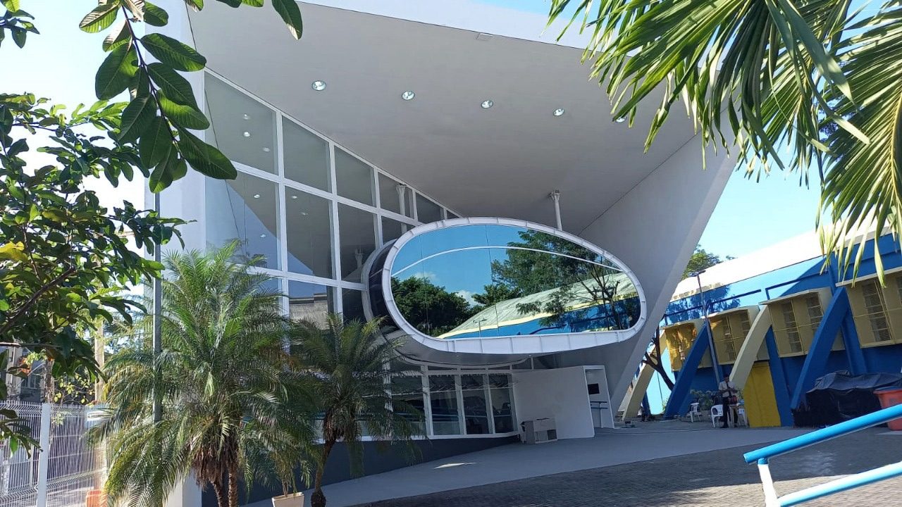 fachada Nave do conhecimento da Penha